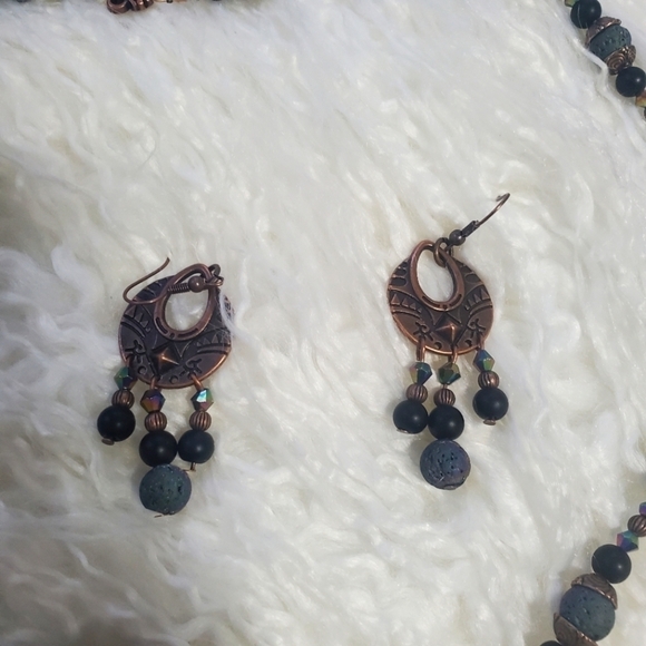 Vintage boho brass necklace and earrings set - Picture 2 of 10